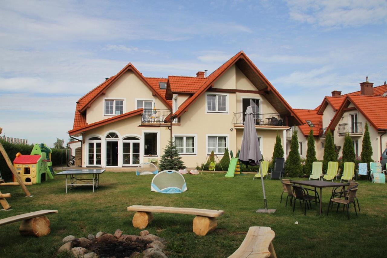Dworek Leba I Domki Ranczo Itrich Ngoại thất bức ảnh